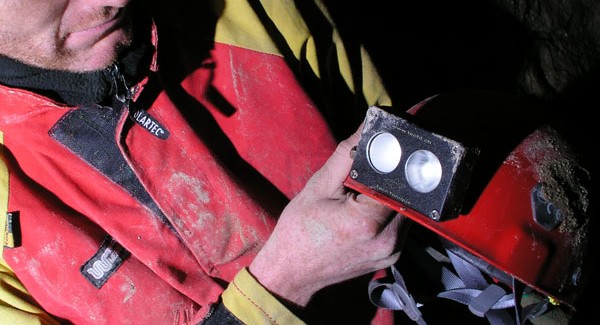 Lampes pour la spéléologie