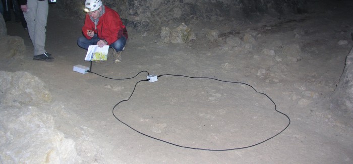 UPhone – radio souterraine